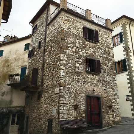 Art Rebus Tower In Tuscany Apartment Radda in Chianti Exterior foto