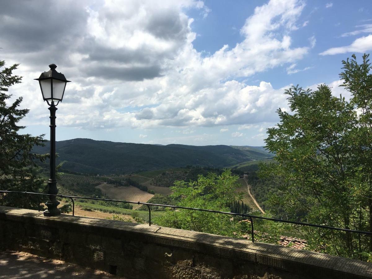 Art Rebus Tower In Tuscany Apartment Radda in Chianti Exterior foto