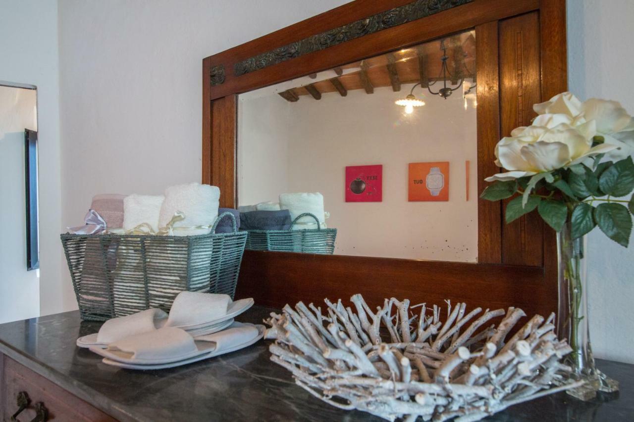 Art Rebus Tower In Tuscany Apartment Radda in Chianti Exterior foto