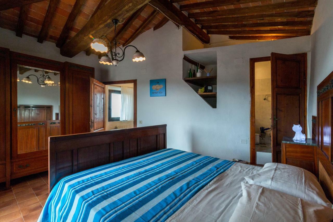 Art Rebus Tower In Tuscany Apartment Radda in Chianti Exterior foto