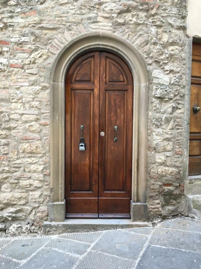 Art Rebus Tower In Tuscany Apartment Radda in Chianti Exterior foto