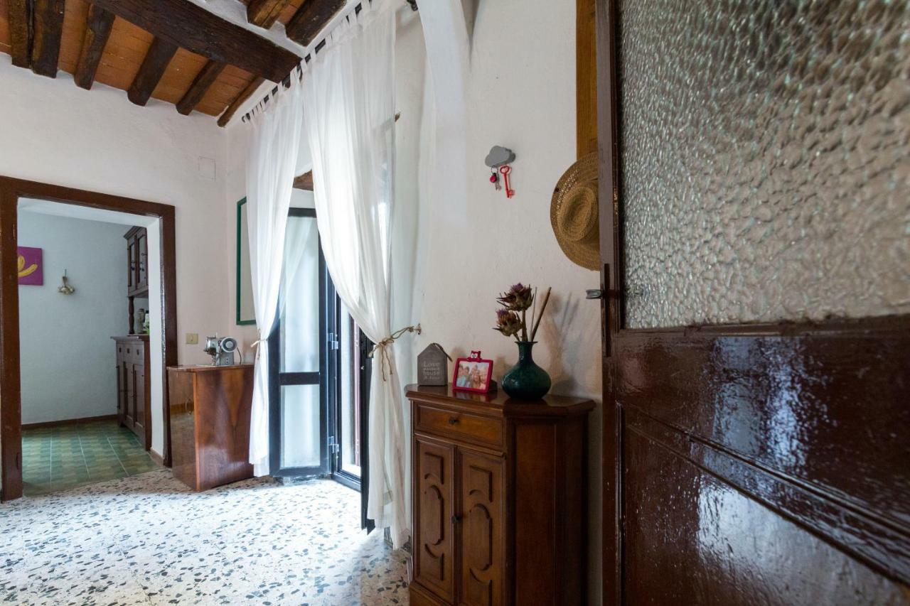 Art Rebus Tower In Tuscany Apartment Radda in Chianti Exterior foto