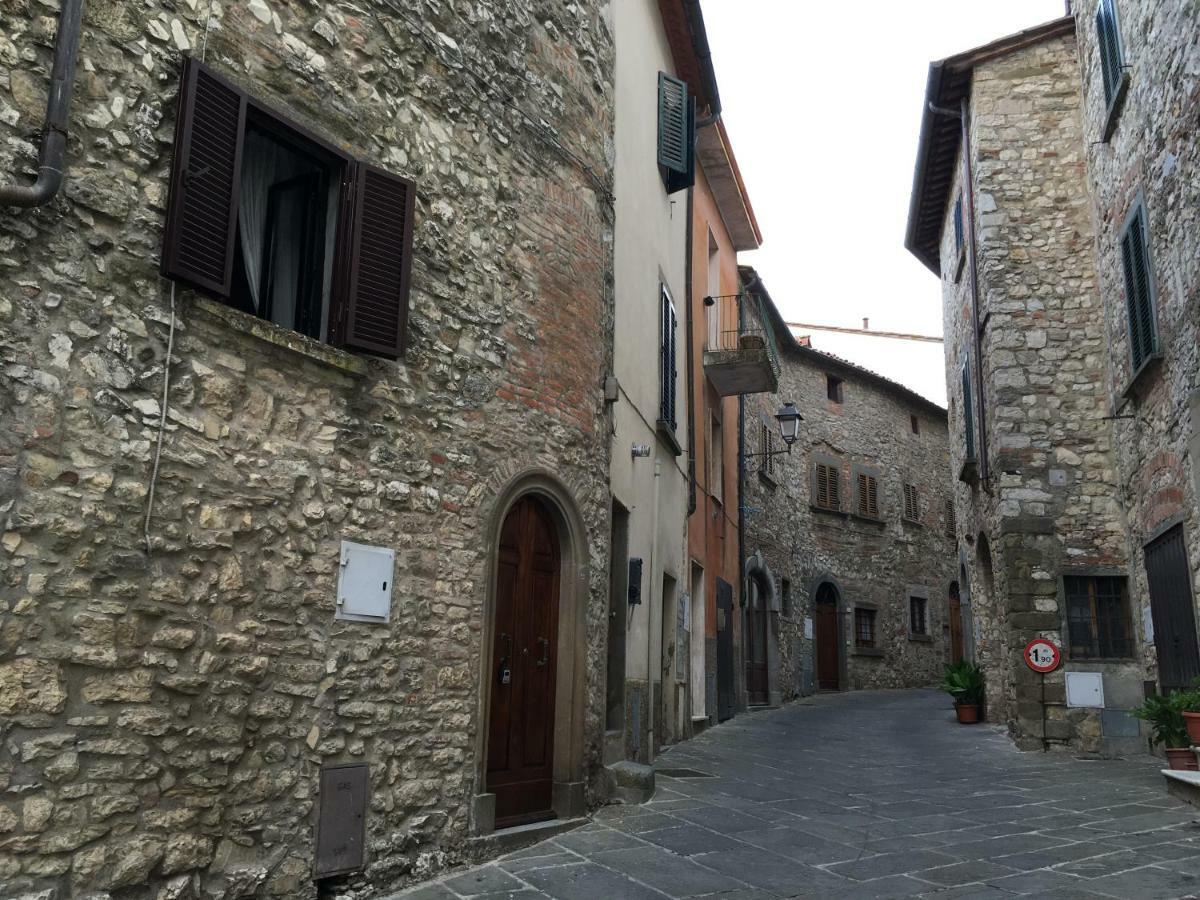 Art Rebus Tower In Tuscany Apartment Radda in Chianti Exterior foto